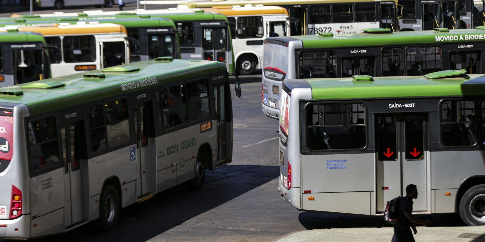 Aumento das passagens de ônibus entre DF e Entorno é suspenso 